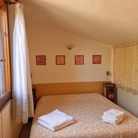 E Mare Casa de Férias